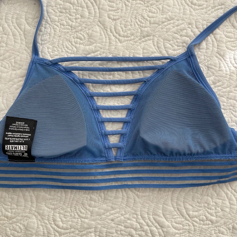 Victoria’s Secret PINK Ultimate Lightly Lined Strappy Sports Bra Size 32B - Picture 5 of 12